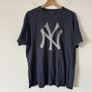 New York Yankees T-Shirt Blue 47 Brand MLB Logo Tee Size Large Classic Big Apple
